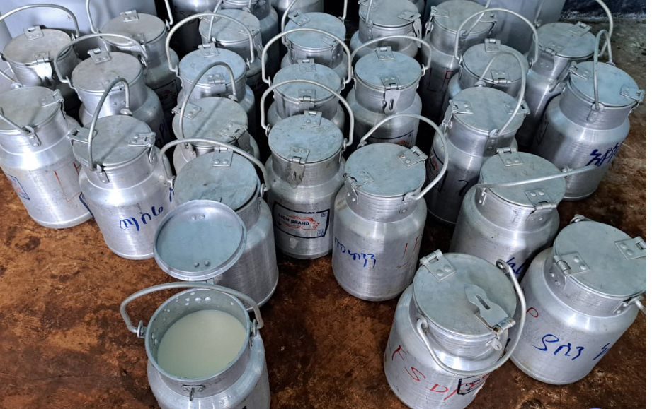 Aannan (Milk)